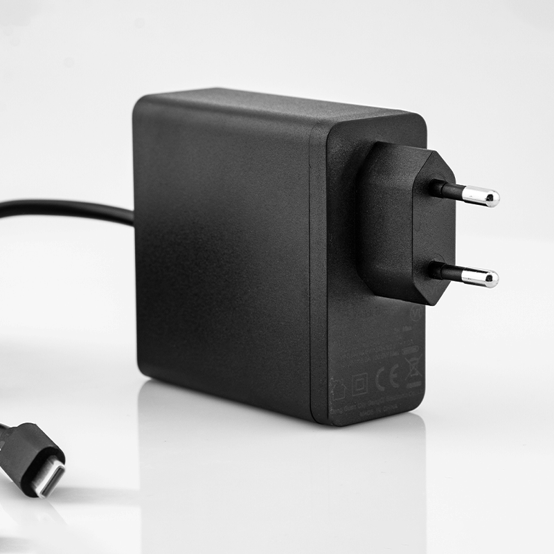 PD100W欧规充电器适用于笔记本电脑pd100w快充头pd100w充电头手机充电器